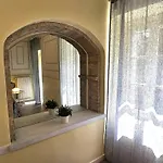 Bright House In Old Town Desenzano * Desenzano del Garda