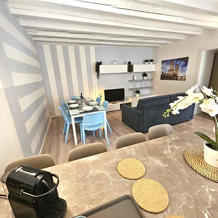 Appartement Bright House In Old Town Desenzano